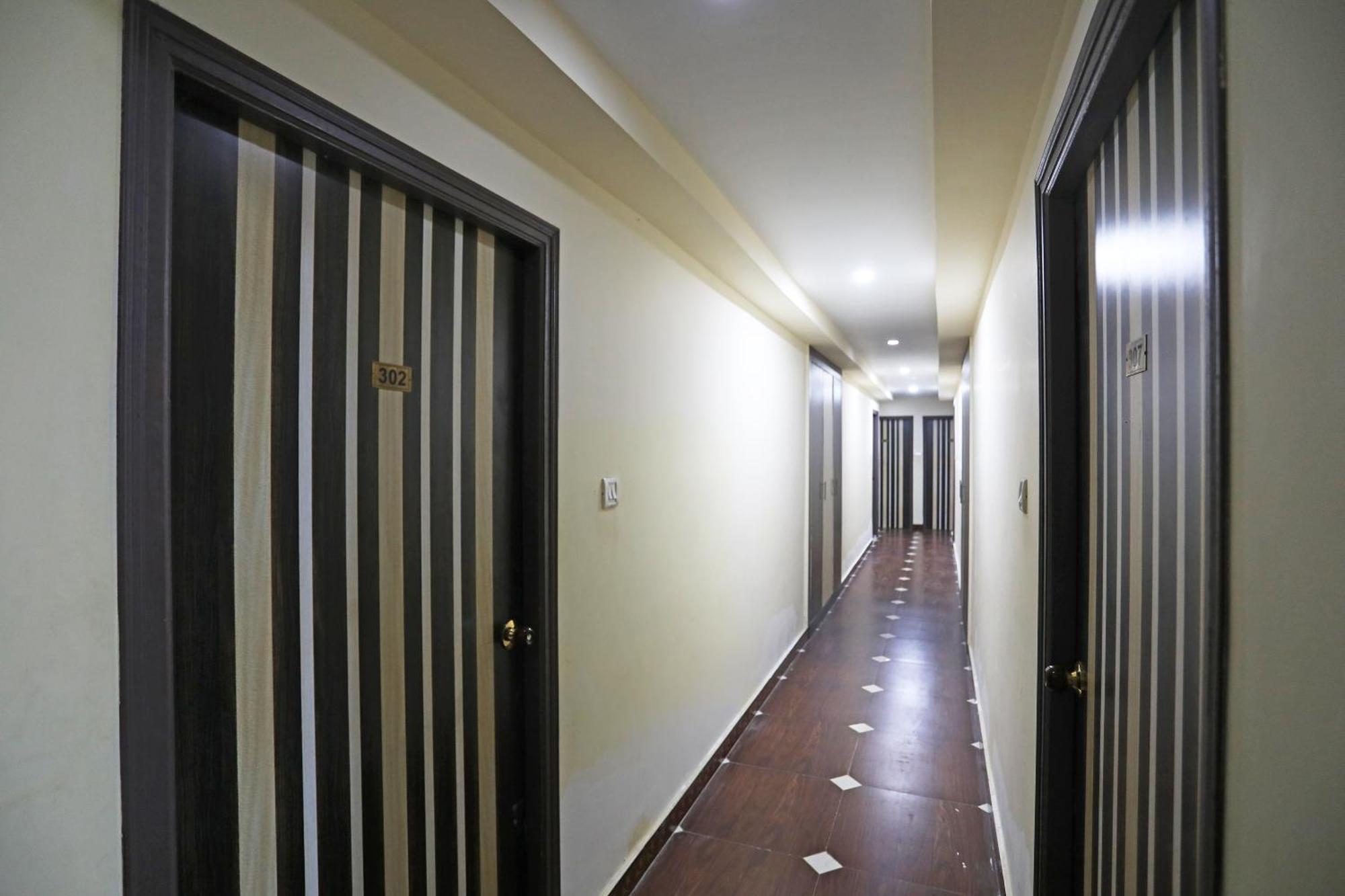 Oyo 26152 Hotel Aarush Digha  Εξωτερικό φωτογραφία